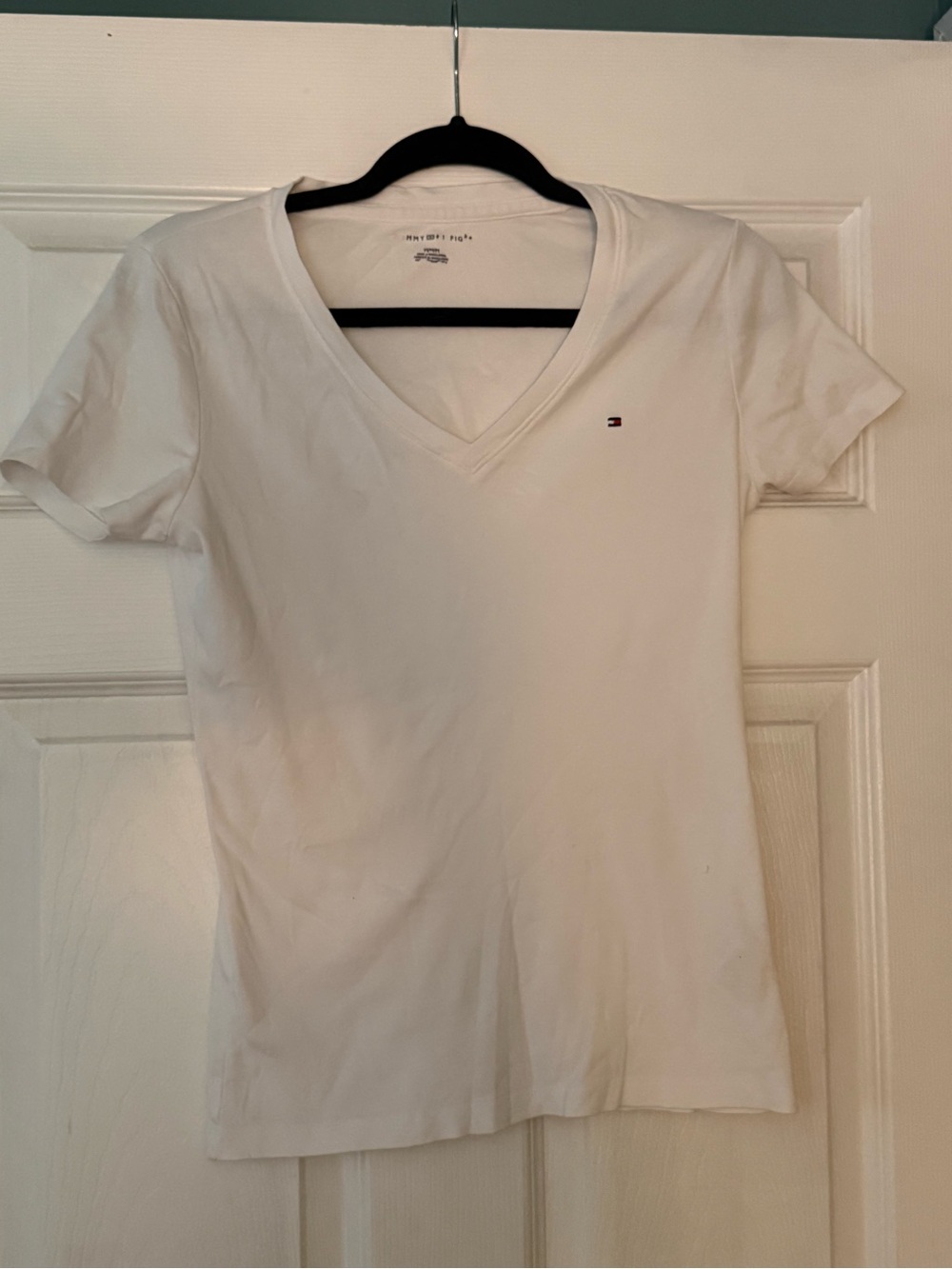 Tommy Hilfiger White V-Neck Short Sleeve Tee with Flag Logo